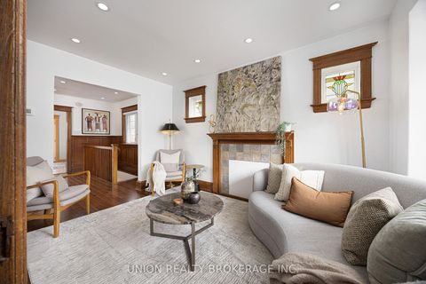 Photo 5 at 154 Blantyre Avenue, Cliffside, Toronto