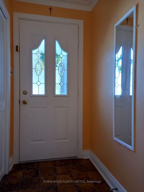 Photo 4 at 238 Thistle Down Boulevard, Beaumonde Heights, Toronto