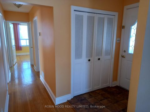 Photo 5 at 238 Thistle Down Boulevard, Beaumonde Heights, Toronto