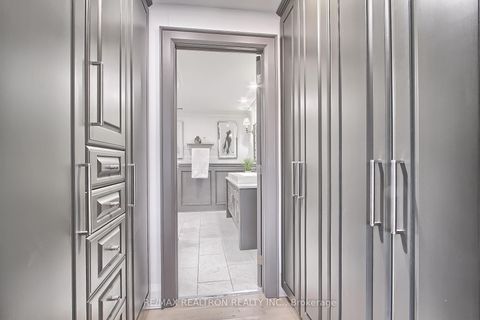 Photo 34 at 406 - 55A Avenue Road, Annex, Toronto