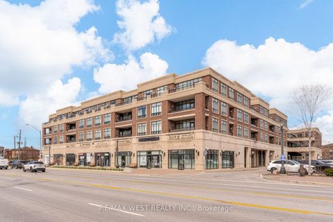 Photo 1 at 230 - 2396 Major MacKenzie Drive W, Maple, Vaughan
