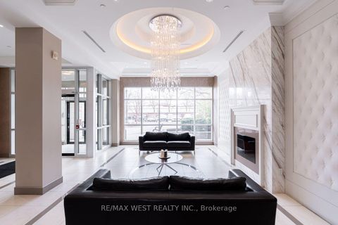 Photo 4 at 230 - 2396 Major MacKenzie Drive W, Maple, Vaughan