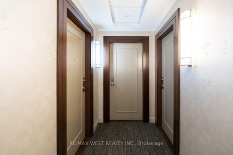 Photo 7 at 230 - 2396 Major MacKenzie Drive W, Maple, Vaughan