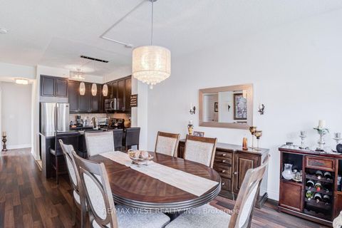 Photo 16 at 230 - 2396 Major MacKenzie Drive W, Maple, Vaughan
