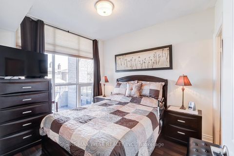 Photo 21 at 230 - 2396 Major MacKenzie Drive W, Maple, Vaughan