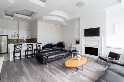Photo 30 at 230 - 2396 Major MacKenzie Drive W, Maple, Vaughan