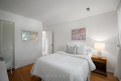 Photo 13 at 20 West Deane Valley Road, West Deane, Toronto
