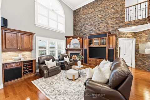 Photo 8 at 30 Hanover Court, Lynde Creek, Whitby