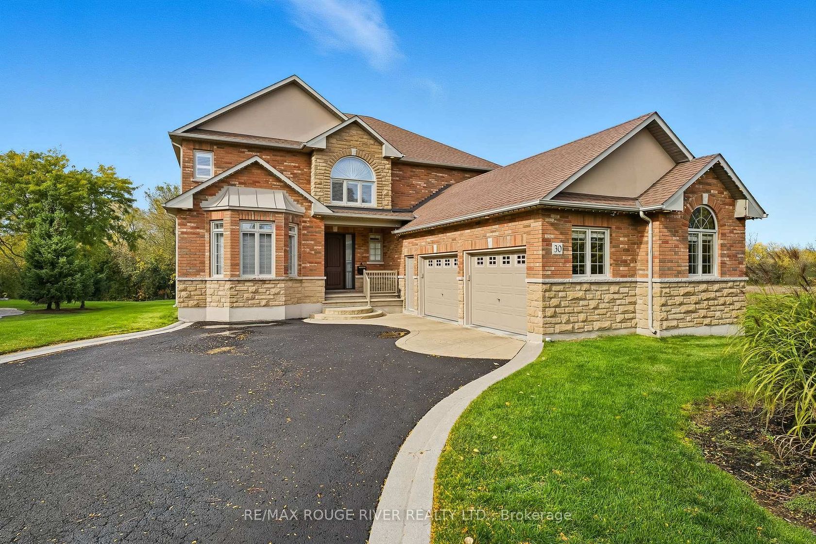 30 Hanover Court, Lynde Creek, Whitby 