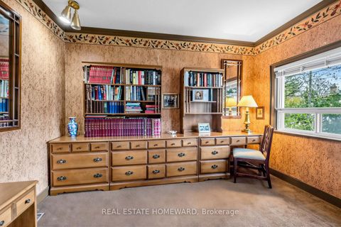 Photo 4 at 228 Pemberton Avenue, Newtonbrook East, Toronto