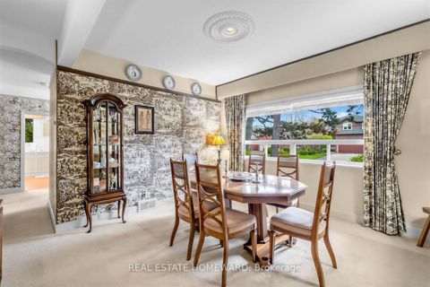 Photo 8 at 228 Pemberton Avenue, Newtonbrook East, Toronto