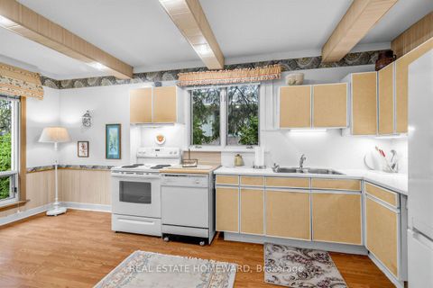 Photo 9 at 228 Pemberton Avenue, Newtonbrook East, Toronto