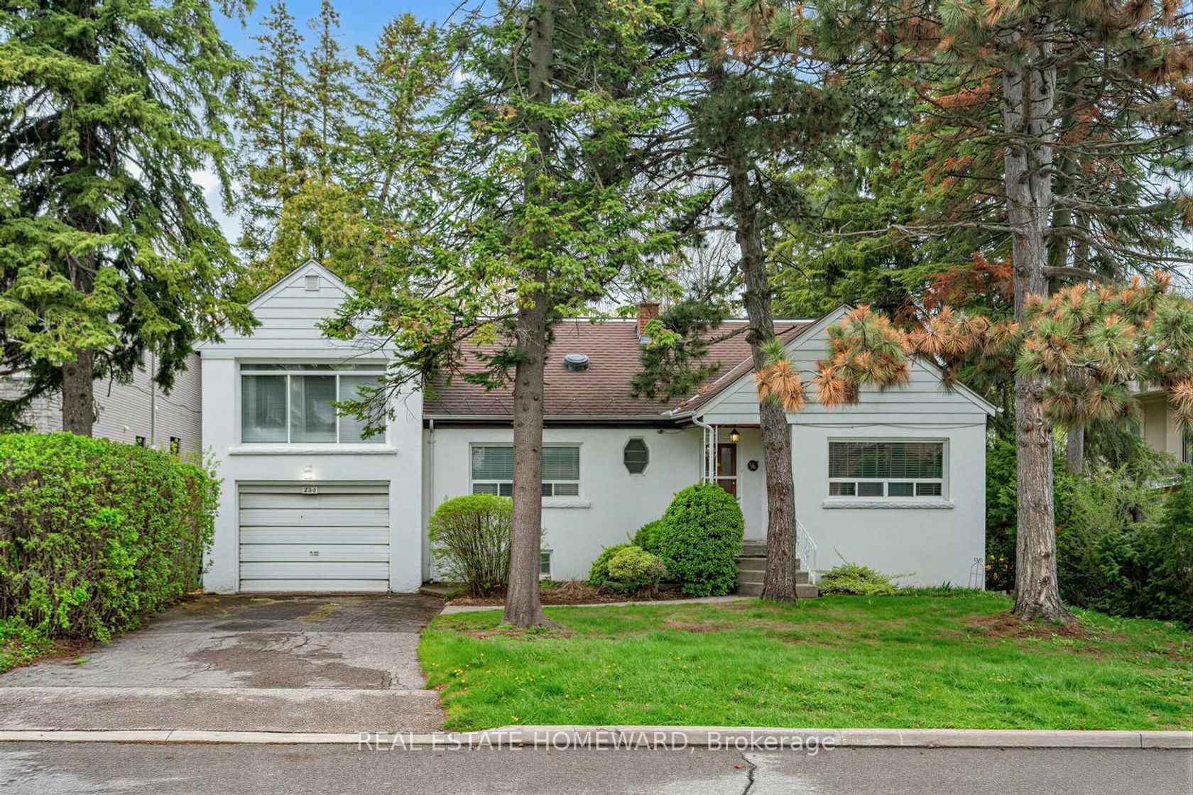 228 Pemberton Avenue, Newtonbrook East, Toronto 