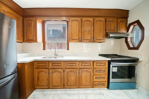 Photo 13 at 378 O'Connor Drive, East York, Toronto