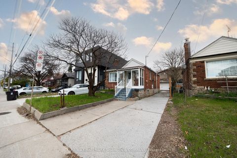 Photo 18 at 378 O'Connor Drive, East York, Toronto
