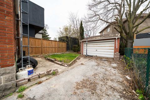 Photo 20 at 378 O'Connor Drive, East York, Toronto