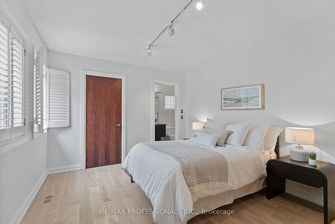 Photo 28 at 6A Edenbrook Hill, Humber Valley, Toronto