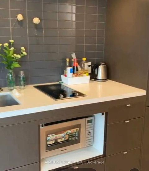 Photo 3 at 805 - 155 Yorkville Avenue, Annex, Toronto