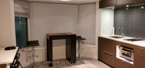 Photo 7 at 805 - 155 Yorkville Avenue, Annex, Toronto