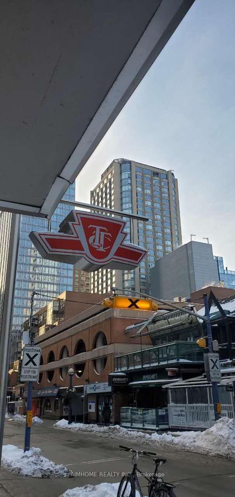 Photo 11 at 805 - 155 Yorkville Avenue, Annex, Toronto