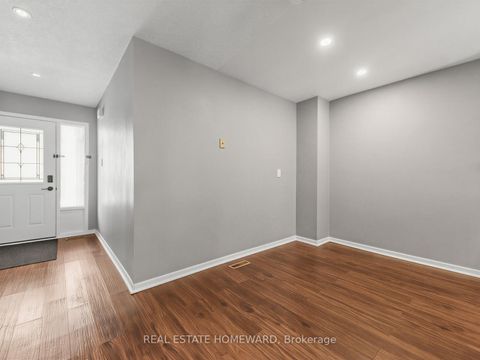 Photo 4 at 42 - 40 Dundalk Drive, Dorset Park, Toronto