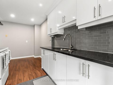 Photo 8 at 42 - 40 Dundalk Drive, Dorset Park, Toronto
