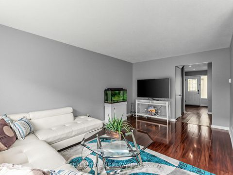 Photo 9 at 42 - 40 Dundalk Drive, Dorset Park, Toronto