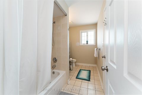 Photo 15 at 682 Napa Valley Avenue, Sonoma Heights, Vaughan