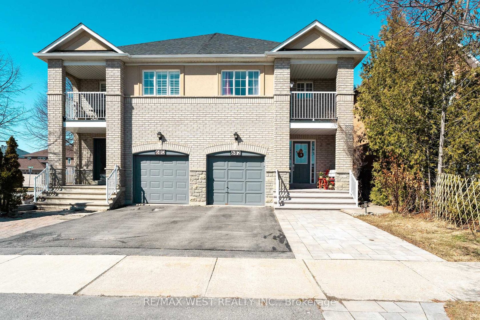 682 Napa Valley Avenue, Sonoma Heights, Vaughan photo 1