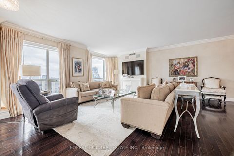 Photo 12 at 2002 - 38 Avenue Road, Annex, Toronto