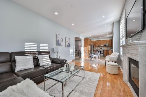 Photo 6 at 170 Silver Maple Road, Jefferson, Richmond Hill