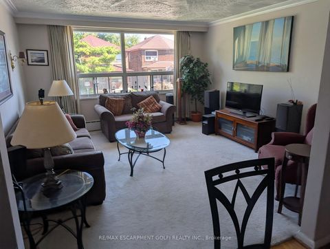 Photo 9 at 312 ATLAS Avenue, Oakwood Village, Toronto