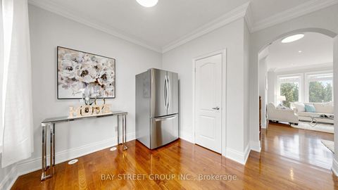 Photo 13 at 97 Zokol Drive, Bayview Northeast, Aurora