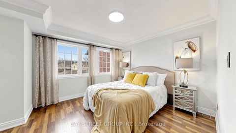 Photo 21 at 97 Zokol Drive, Bayview Northeast, Aurora