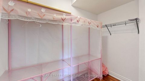 Photo 23 at 97 Zokol Drive, Bayview Northeast, Aurora