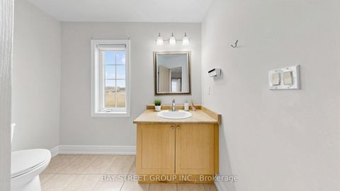 Photo 32 at 97 Zokol Drive, Bayview Northeast, Aurora