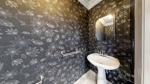 Photo 36 at 97 Zokol Drive, Bayview Northeast, Aurora