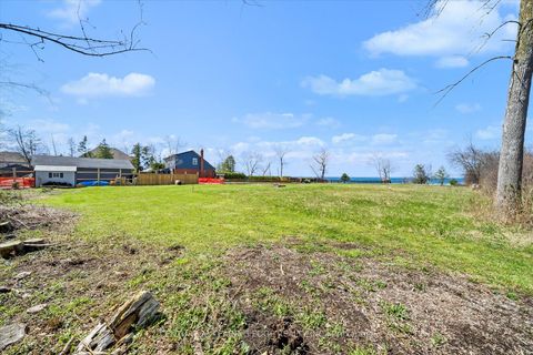 Photo 24 at 415 Lake Drive E, Historic Lakeshore Communities, Georgina
