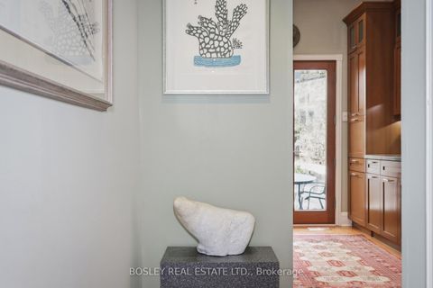 Photo 12 at 438 Wellesley Street E, South St. James Town, Toronto