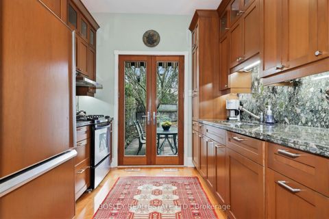 Photo 17 at 438 Wellesley Street E, South St. James Town, Toronto