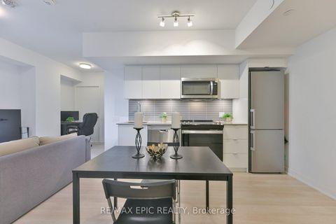 Photo 9 at 622 - 500 Wilson Avenue, Clanton Park, Toronto
