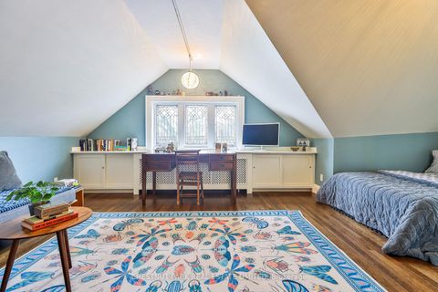 Photo 32 at 17 Elm Avenue, Moore Park, Toronto