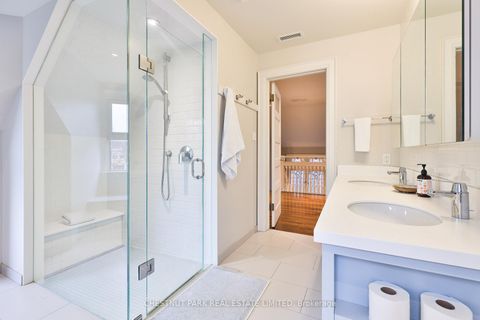Photo 36 at 17 Elm Avenue, Moore Park, Toronto
