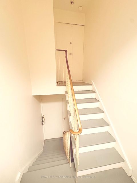Photo 3 at 237 Pickering Street, Danforth, Toronto
