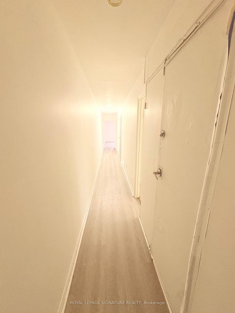 Photo 4 at 237 Pickering Street, Danforth, Toronto