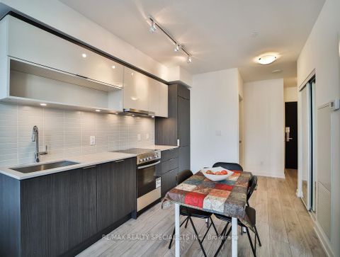 Photo 5 at 404 - 159 Wellesley Street E, South St. James Town, Toronto