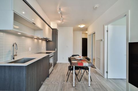 Photo 6 at 404 - 159 Wellesley Street E, South St. James Town, Toronto