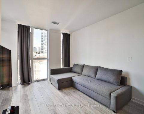 Photo 9 at 404 - 159 Wellesley Street E, South St. James Town, Toronto