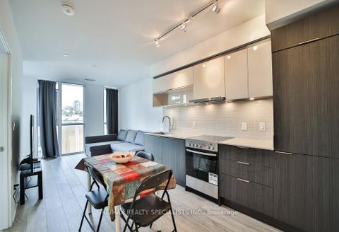 Photo 11 at 404 - 159 Wellesley Street E, South St. James Town, Toronto