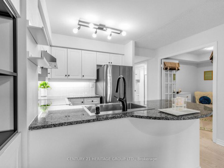 Photo 8 at 703 - 8 Rean Drive, Bayview Village, Toronto